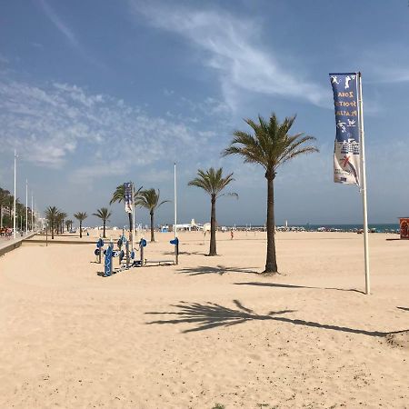 גאנדיה Apartamento Tres Soles Solo Familias מראה חיצוני תמונה