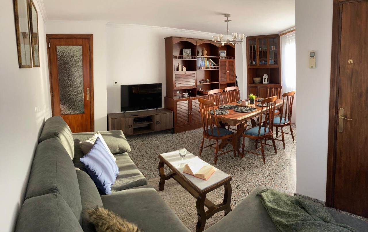 גאנדיה Apartamento Tres Soles Solo Familias מראה חיצוני תמונה