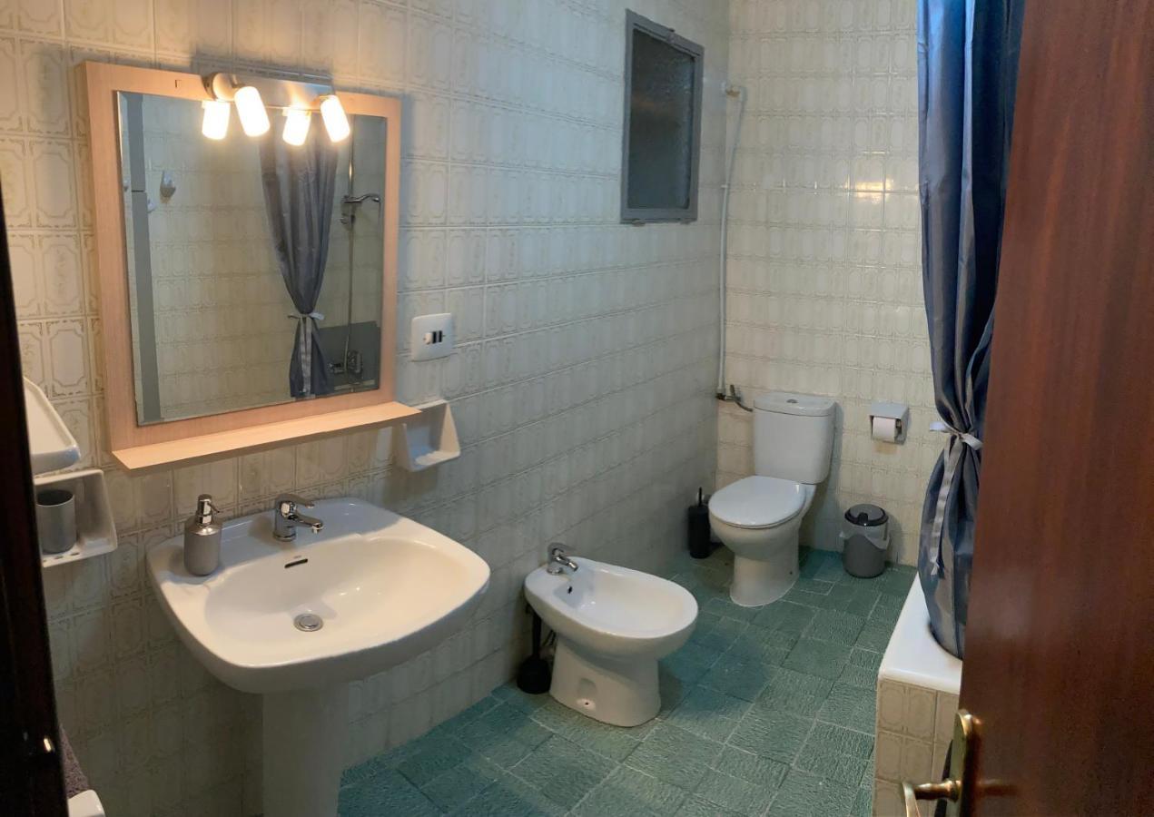 גאנדיה Apartamento Tres Soles Solo Familias מראה חיצוני תמונה